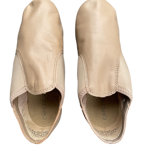 Ladies Neo-Flex Slip-On Leather Jazz Shoes - Dancers Boutique